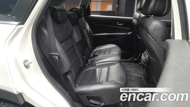 Kia Sorento 2016 — photo 17