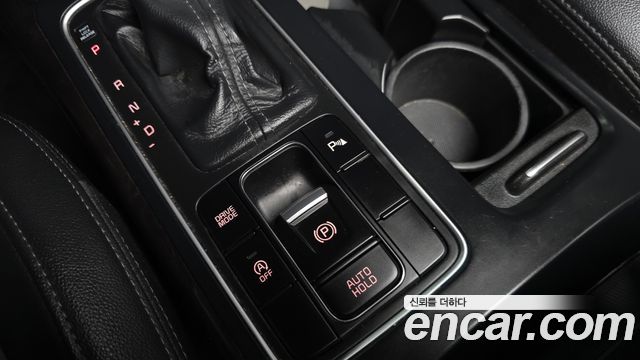 Kia Sorento 2016 — photo 24