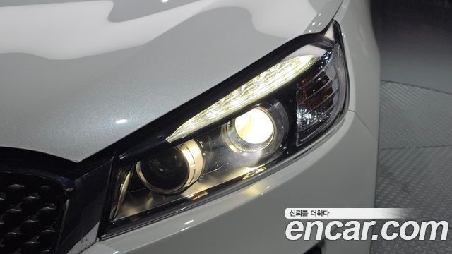 Kia Sorento 2016 — photo 8