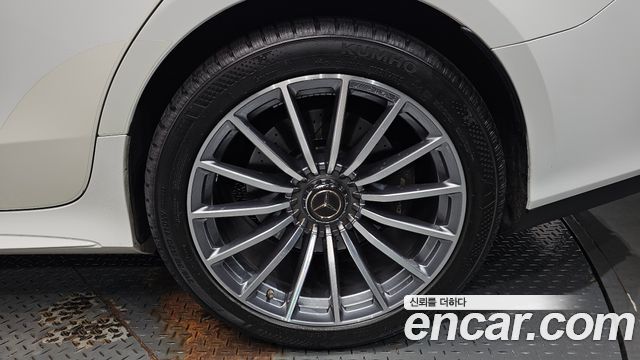 Mercedes-Benz AMG GT 2021 — photo 7