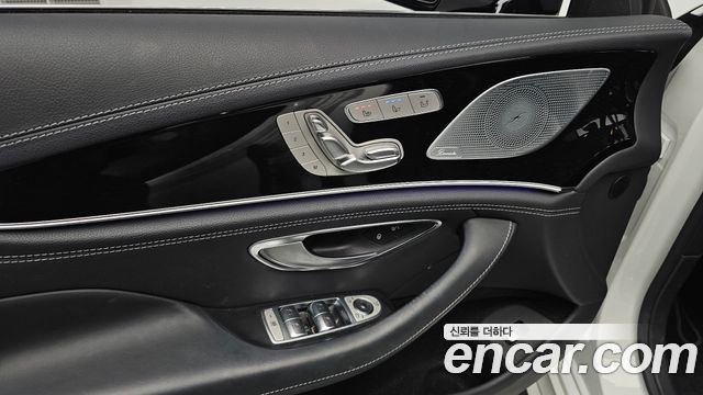 Mercedes-Benz AMG GT 2021 — photo 27
