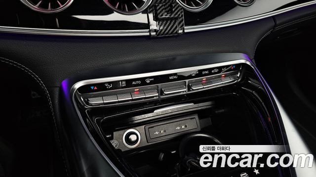 Mercedes-Benz AMG GT 2021 — photo 31