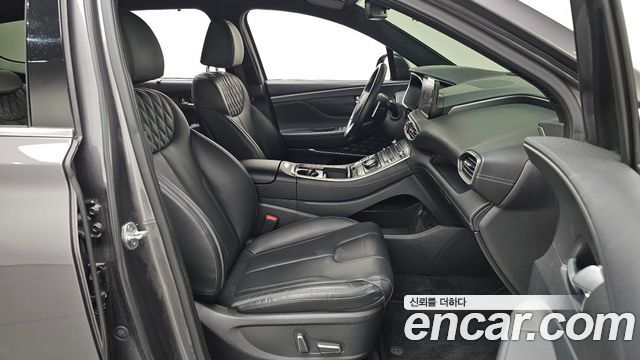 Hyundai Santafe 2021 — photo 17
