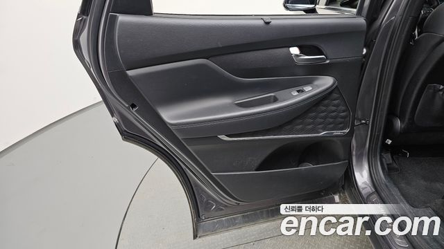 Hyundai Santafe 2021 — photo 15