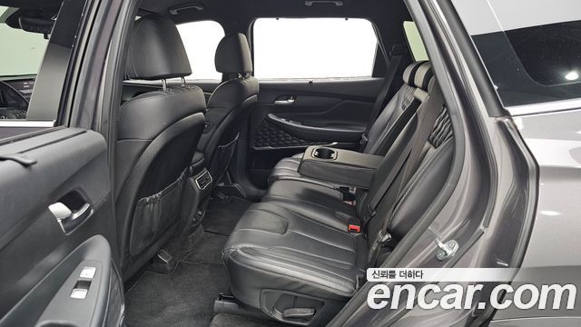 Hyundai Santafe 2021 — photo 16
