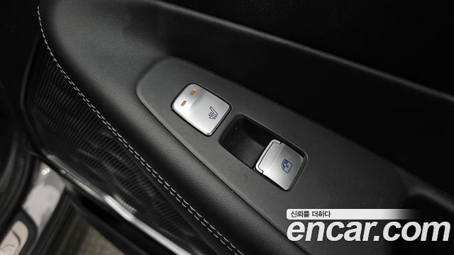 Hyundai Santafe 2021 — photo 32