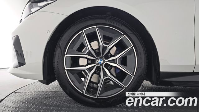 BMW 5-Series 2025 — photo 5