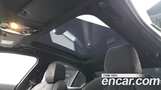 BMW 5-Series 2025 — photo 22