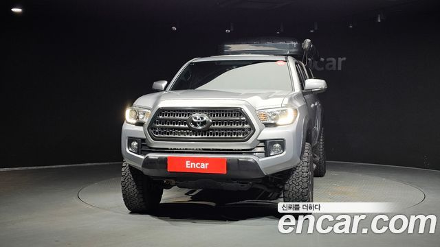 Toyota Tacoma 2016 — photo 3