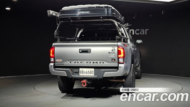 Toyota Tacoma 2016 — photo 4