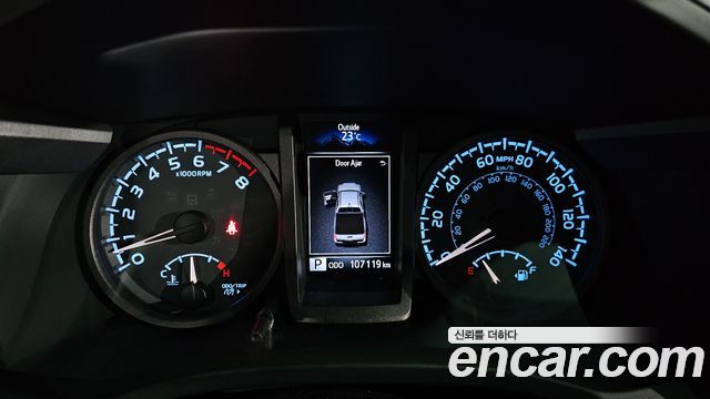 Toyota Tacoma 2016 — photo 8