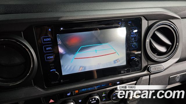 Toyota Tacoma 2016 — photo 17