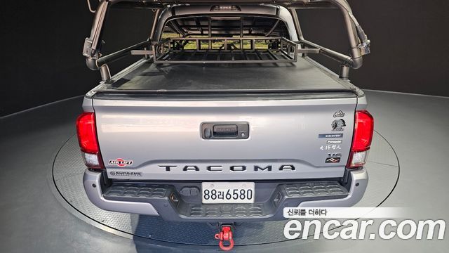 Toyota Tacoma 2016 — photo 20