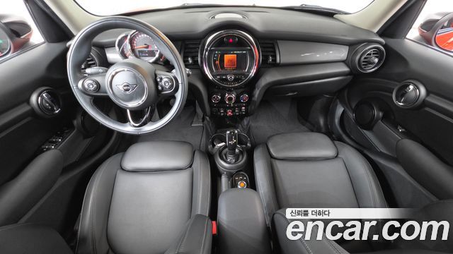 Mini Cooper 2020 — photo 7