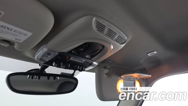 Mini Cooper 2020 — photo 20