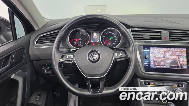 Volkswagen Tiguan 2020 — photo 13