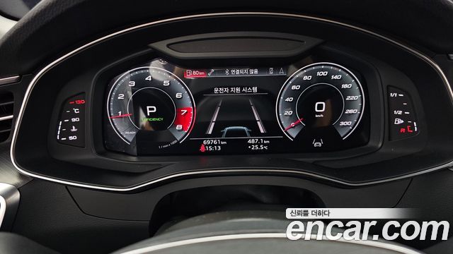 Audi A6 2021 — photo 11