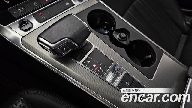 Audi A6 2021 — photo 12