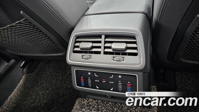 Audi A6 2021 — photo 24