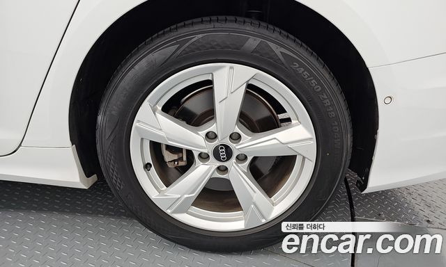 Audi A6 2021 — photo 7