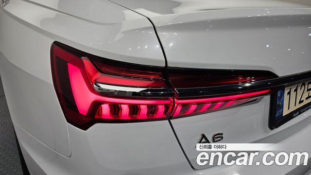 Audi A6 2021 — photo 9