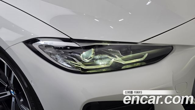 BMW 4-Series 2021 — photo 8
