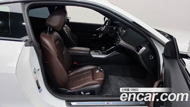 BMW 4-Series 2021 — photo 16