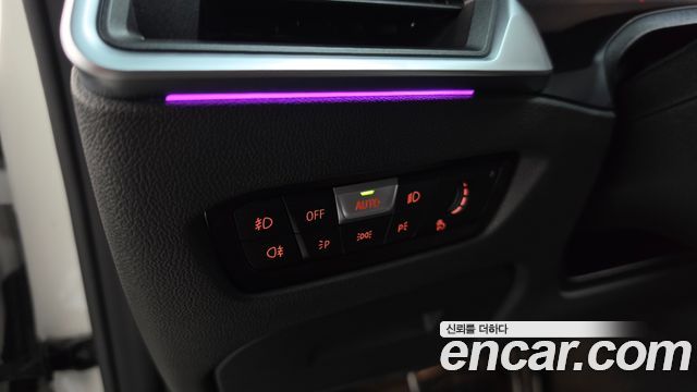 BMW 4-Series 2021 — photo 27