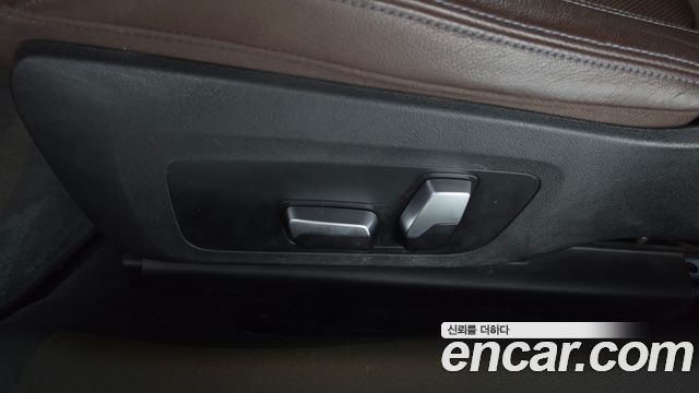 BMW 4-Series 2021 — photo 31
