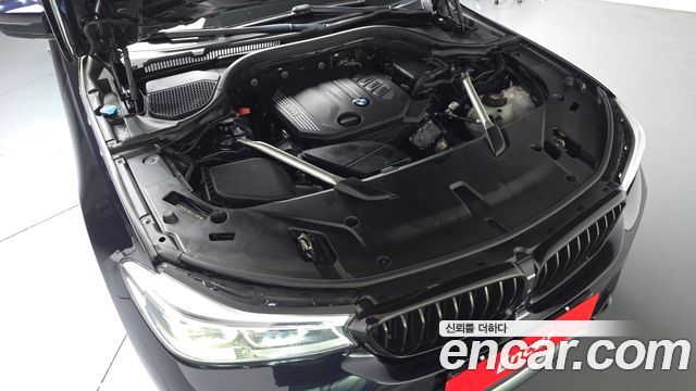 BMW Gran Turismo 2020 — photo 6
