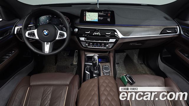 BMW Gran Turismo 2020 — photo 10