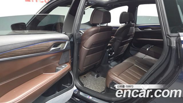BMW Gran Turismo 2020 — photo 16
