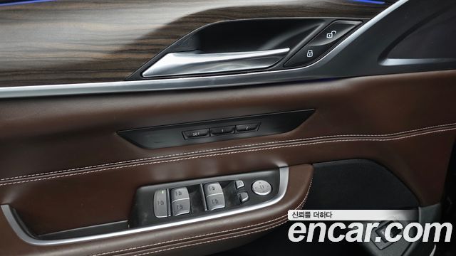 BMW Gran Turismo 2020 — photo 30