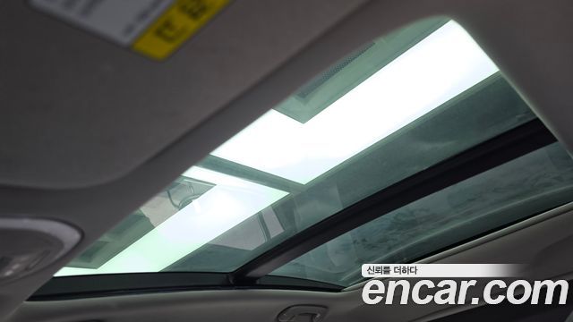 Genesis G80 2018 — photo 24