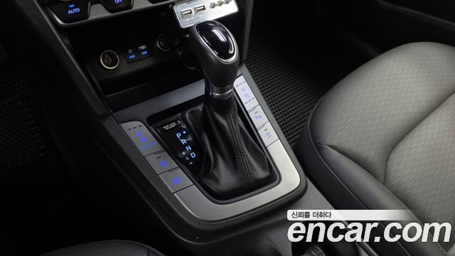 Hyundai AVANTE 2019 — photo 9