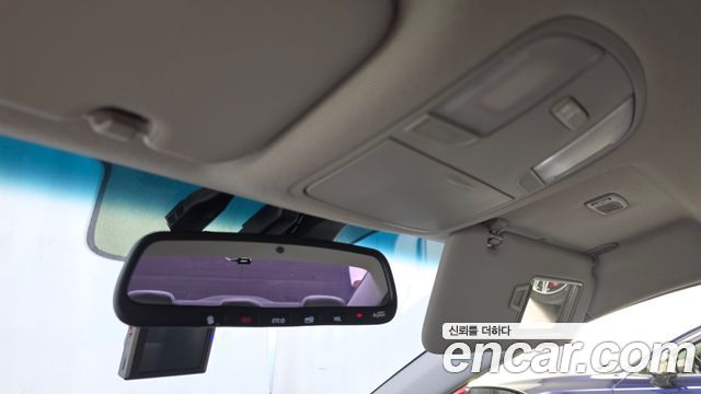 Hyundai AVANTE 2019 — photo 17