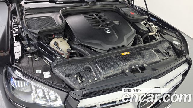Mercedes-Benz GLS-Class 2022 — photo 6