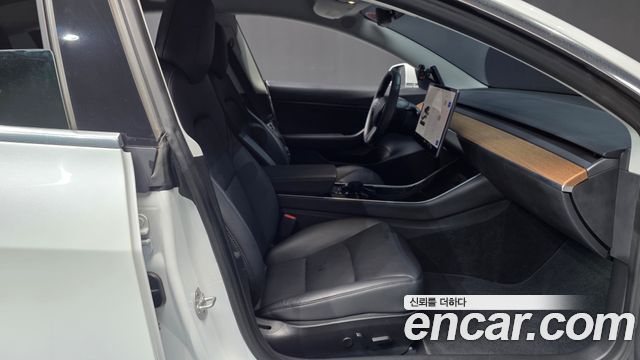 Tesla Model 3 2020 — photo 17