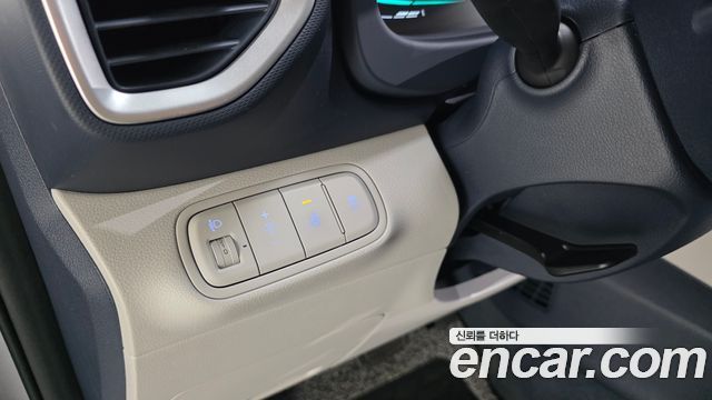 Hyundai Venue 2025 — photo 24