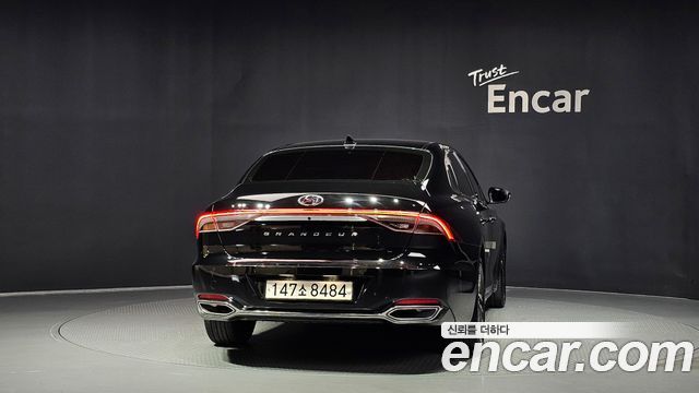 Hyundai Grandeur 2023 — photo 4