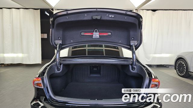 Hyundai Grandeur 2023 — photo 26