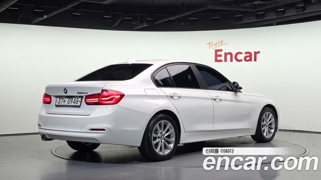 BMW 3-Series 2016 — photo 2