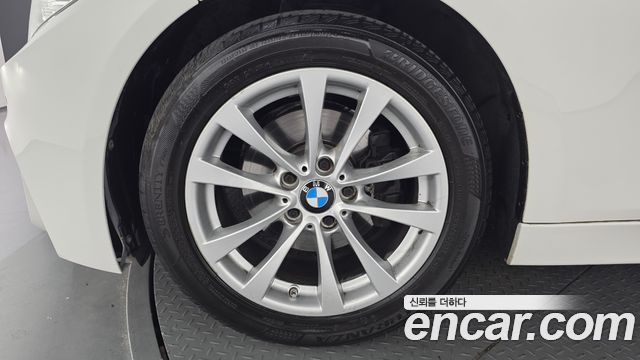 BMW 3-Series 2016 — photo 5