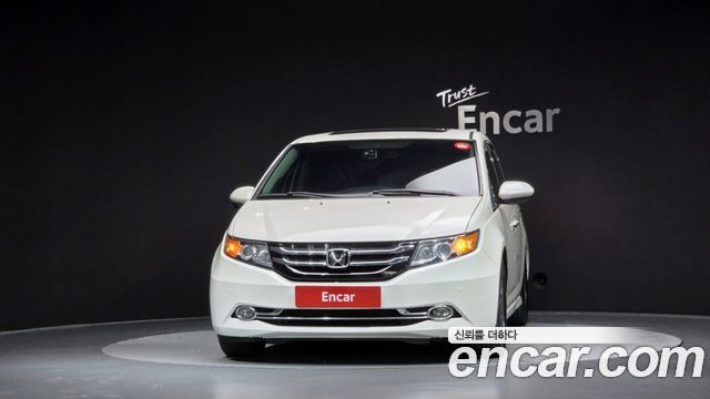 Honda Odyssey 2016 — photo 3