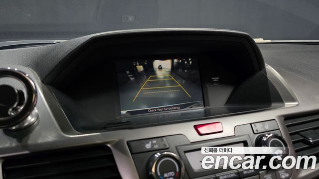 Honda Odyssey 2016 — photo 15