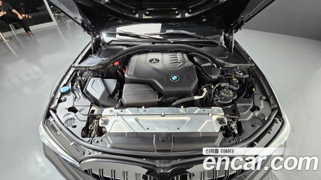 BMW 3-Series 2022 — photo 6