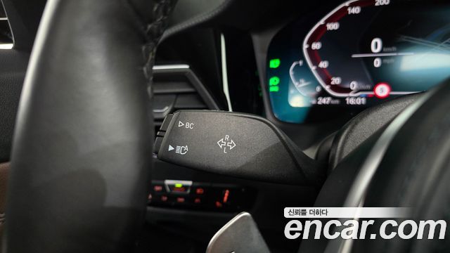 BMW 3-Series 2022 — photo 28