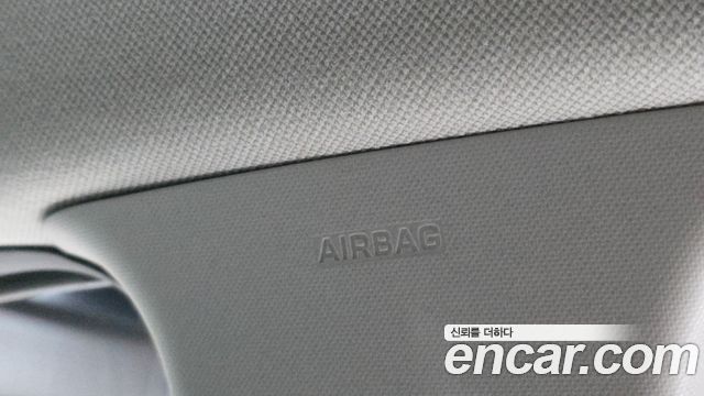 Hyundai AVANTE 2021 — photo 31