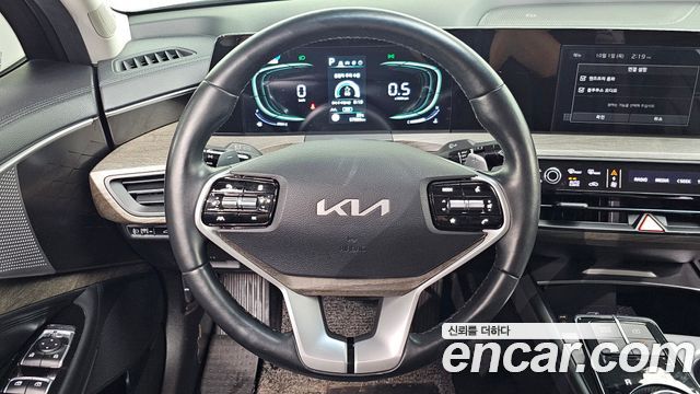 Kia K8 2023 — photo 21