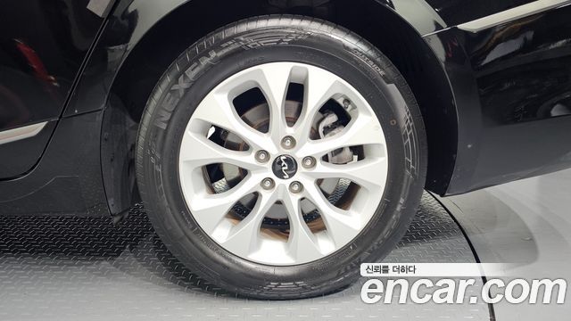 Kia K8 2023 — photo 7